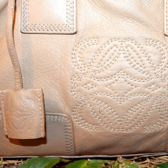 Loewe Amazonia Handbag - EUC - Picture 4 of 10